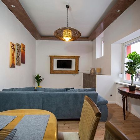 Apartment Mit Kleinem Innenhof Im Erdgeschoss Fuer Bis Zu 4 Personen Klotten Exterior foto