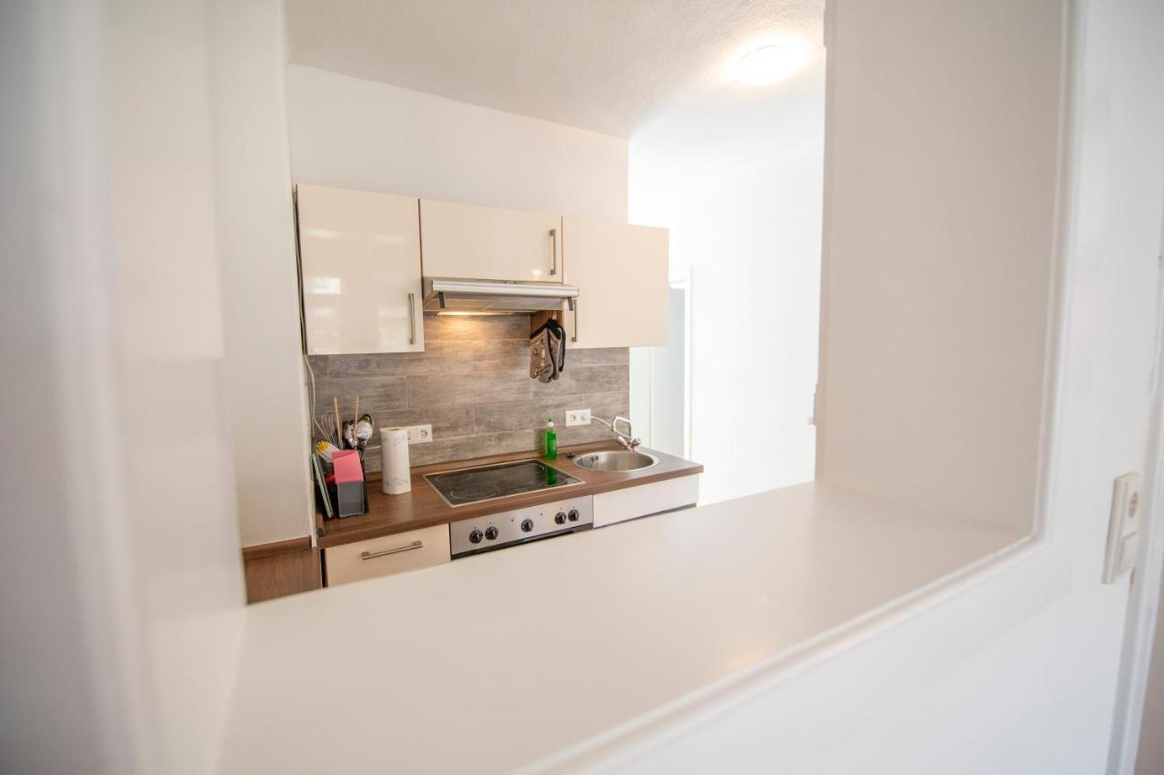 Apartment Mit Kleinem Innenhof Im Erdgeschoss Fuer Bis Zu 4 Personen Klotten Exterior foto
