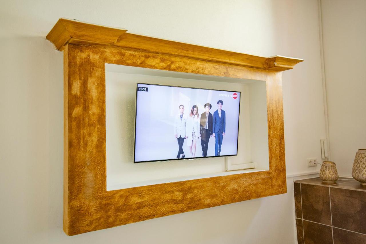 Apartment Mit Kleinem Innenhof Im Erdgeschoss Fuer Bis Zu 4 Personen Klotten Exterior foto